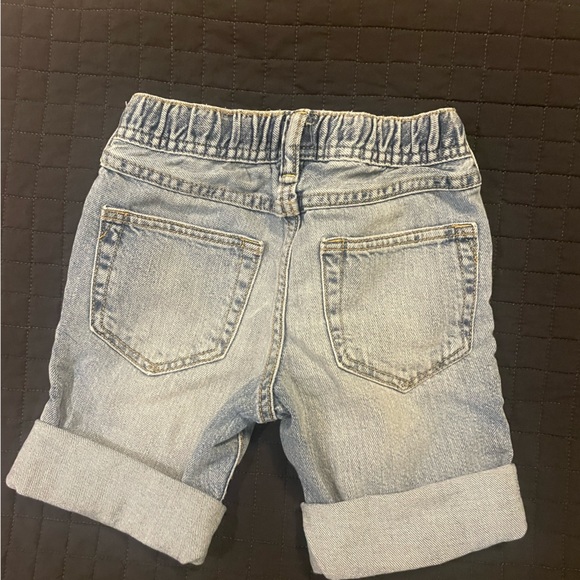 GAP toddler pull on jean shorts - size Small (5 year old ) - Picture 4 of 7
